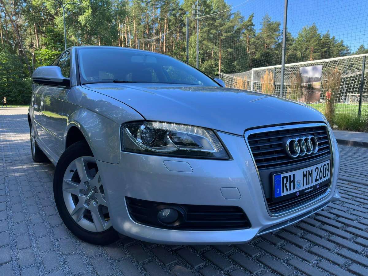 Audi A3, 1.6 l., Хэтчбек