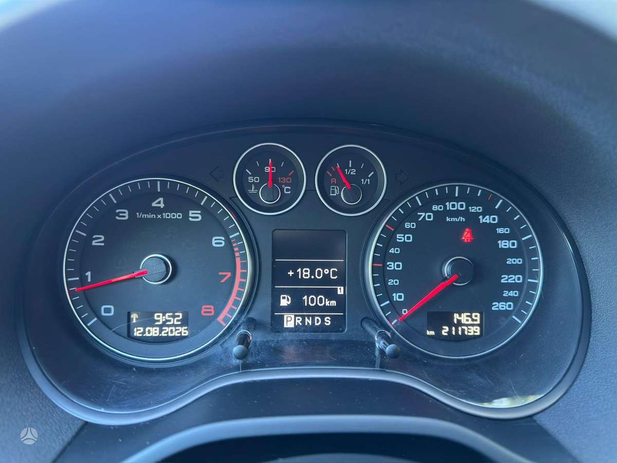 Audi A3, 1.6 l., Хэтчбек