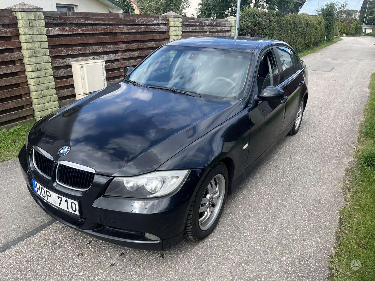 BMW 318, 2.0 l., Седан