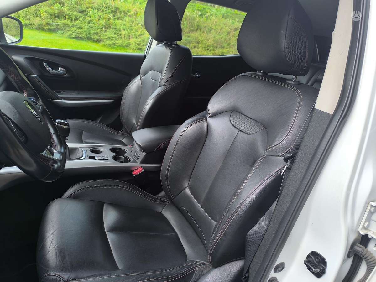 Renault Kadjar, 1.2 l., Минивэн