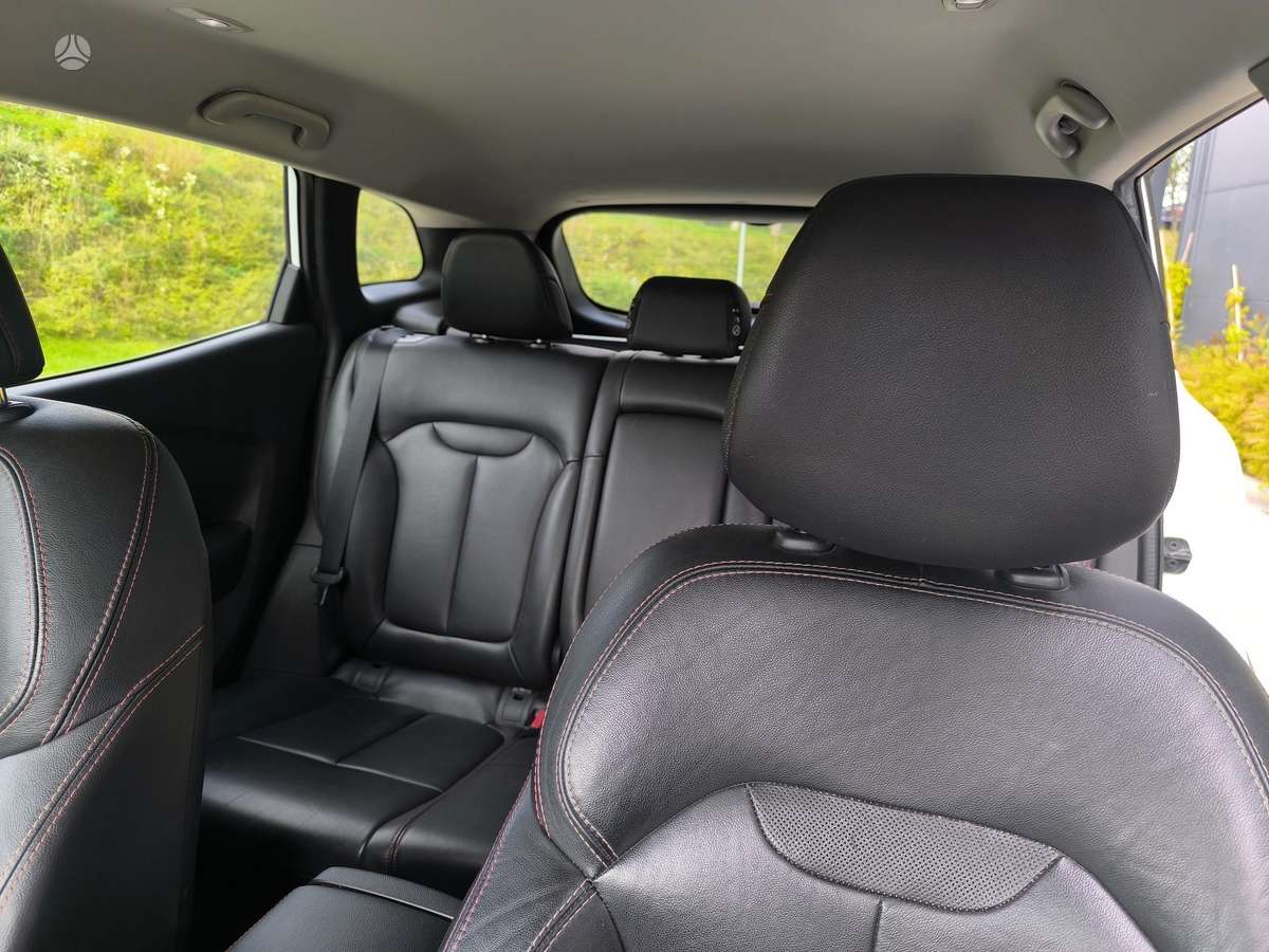 Renault Kadjar, 1.2 l., Минивэн