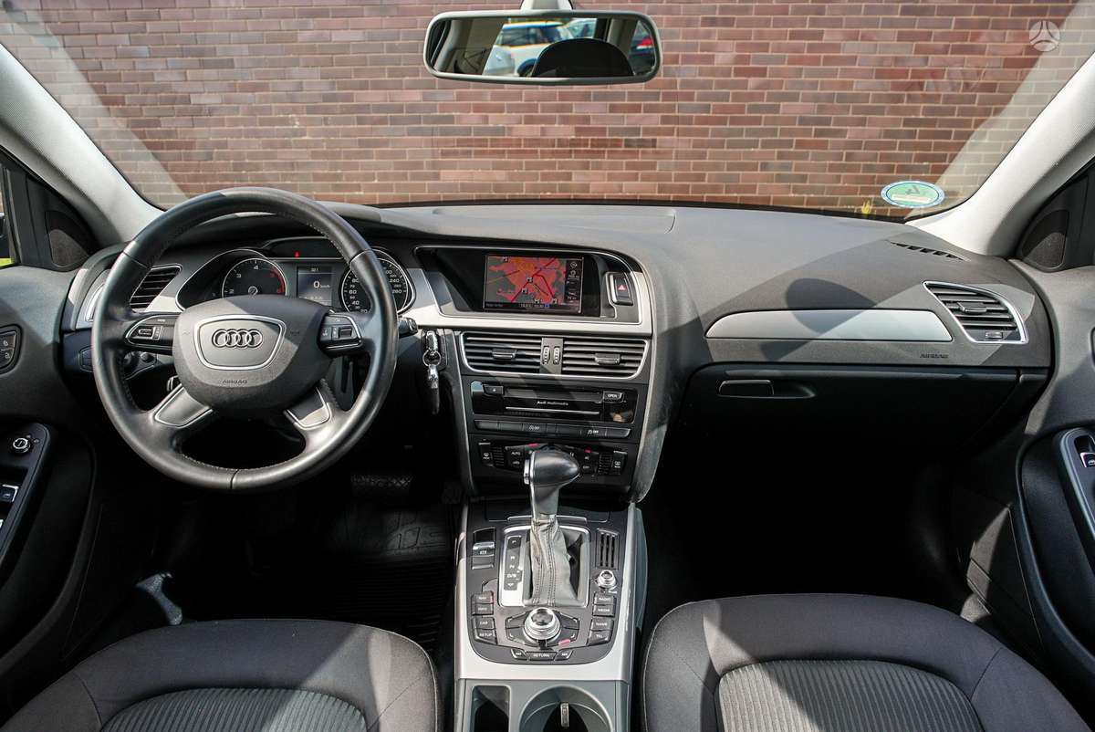 Audi A4, 2.0 l., Универсал