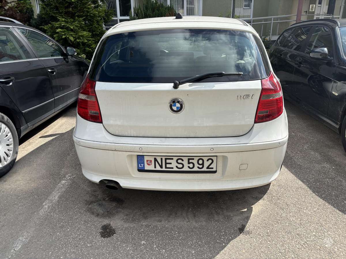 BMW 116, 2.0 l., Хэтчбек