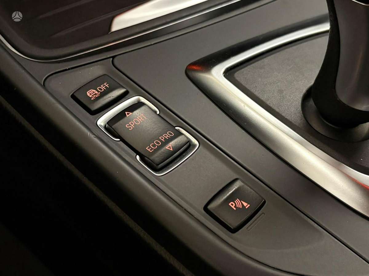 BMW 320, 2.0 l., wagon