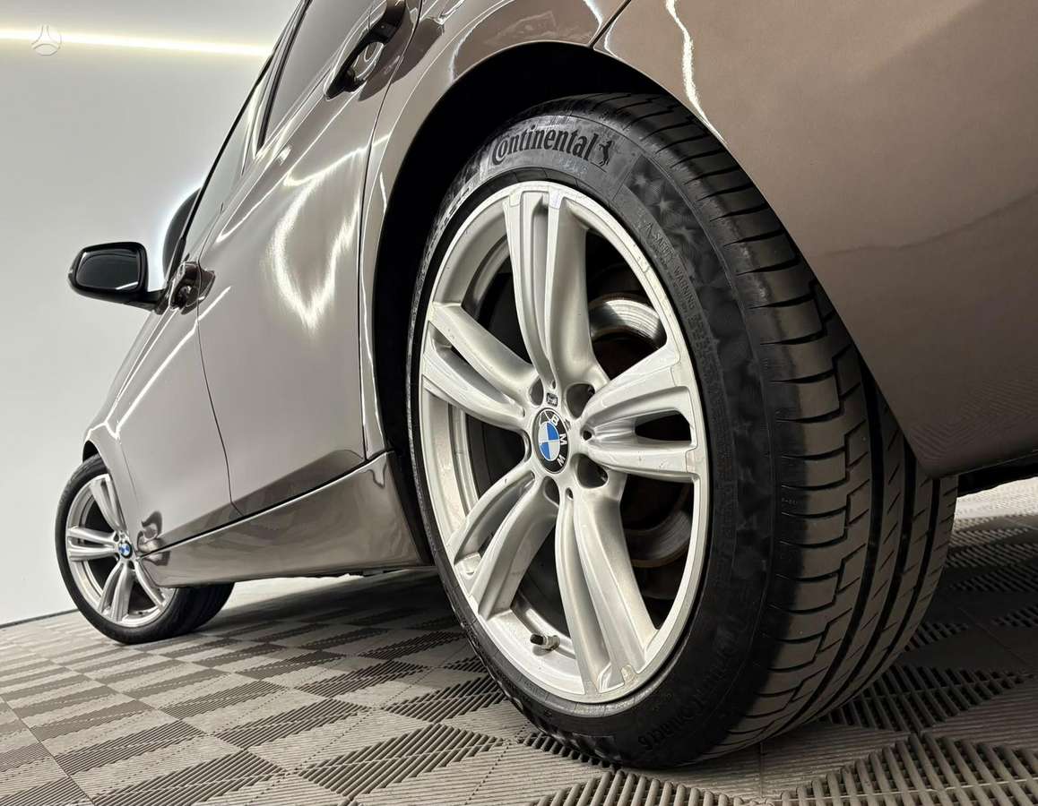 BMW 320, 2.0 l., wagon