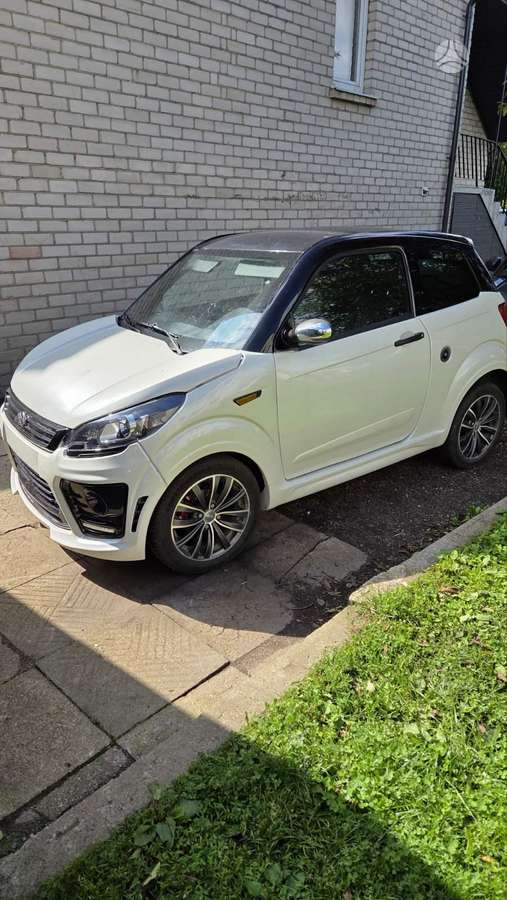 Ligier JS50, 0.5 l., Хэтчбек
