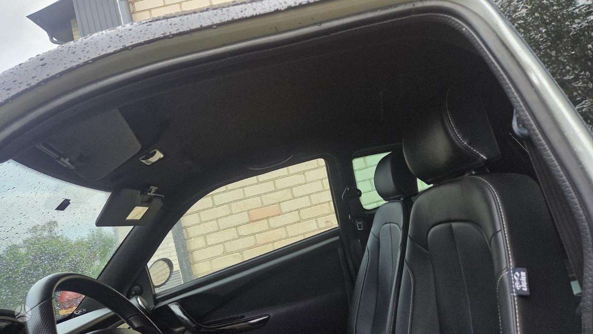 Ligier JS50, 0.5 l., hatchback