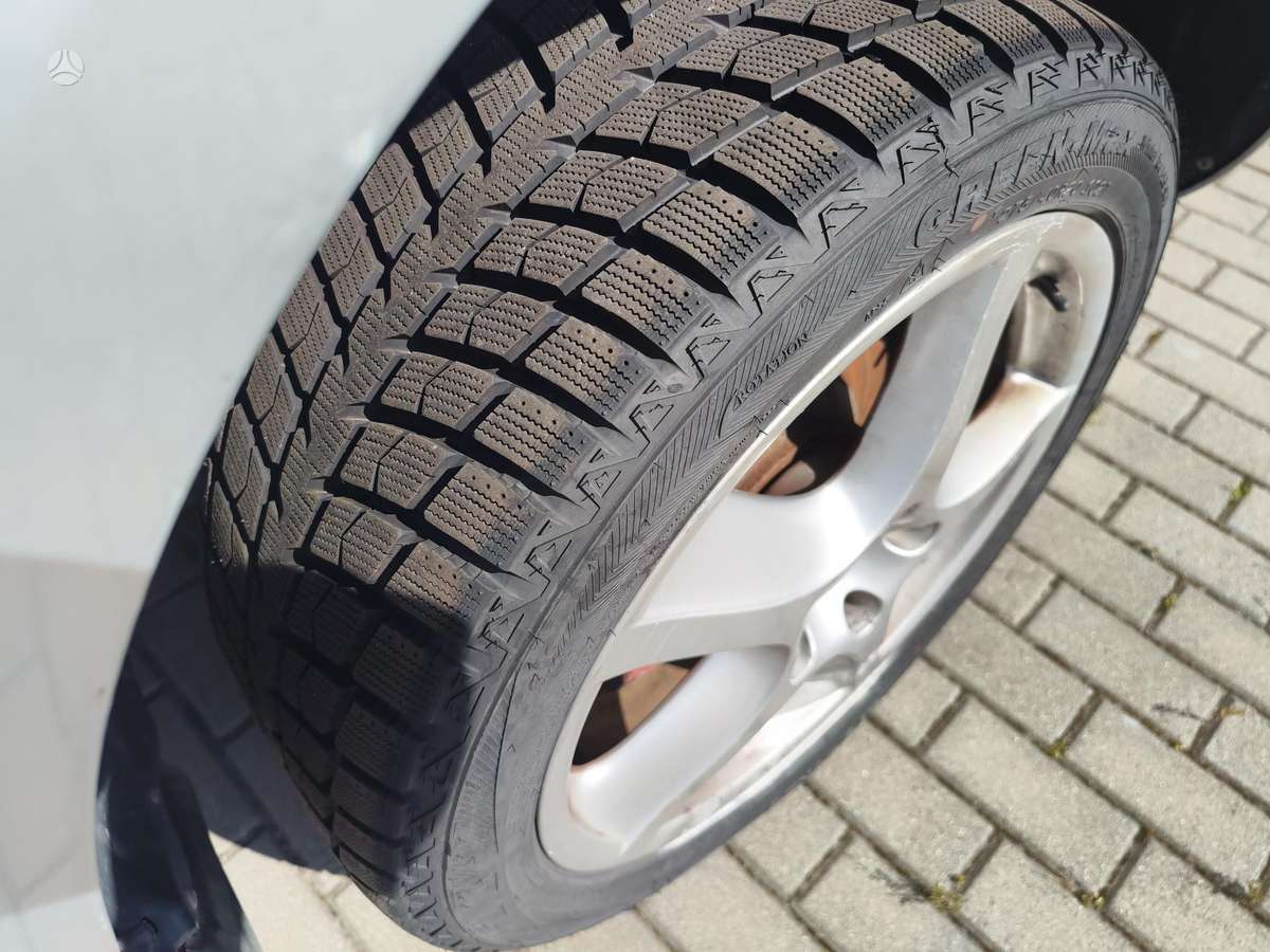 Porsche Cayenne - 4