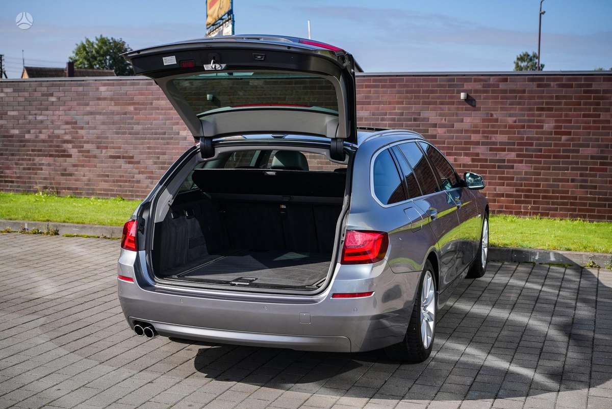 BMW 525, 2.0 l., wagon