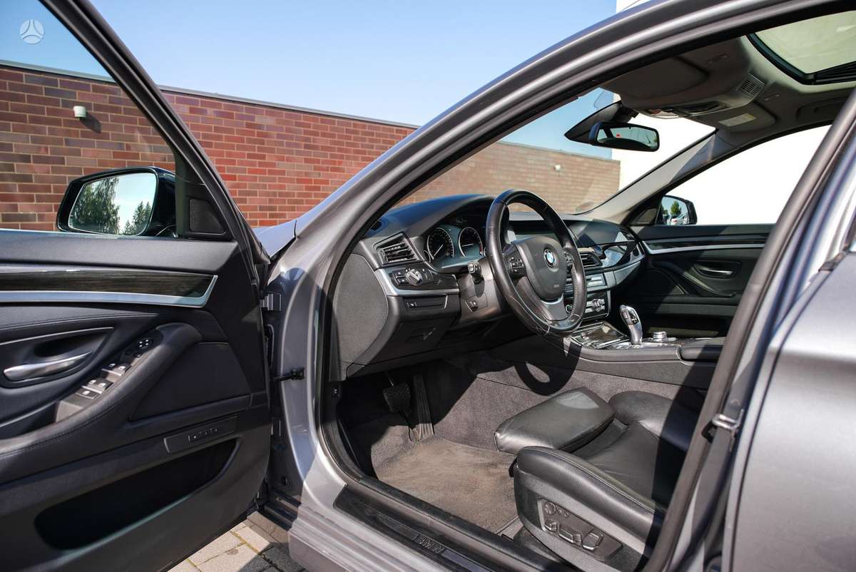 BMW 525, 2.0 l., wagon