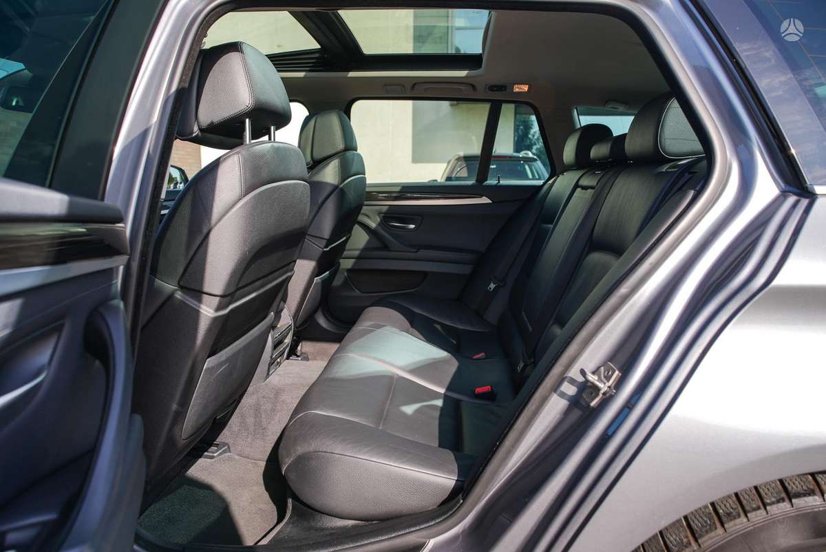 BMW 525, 2.0 l., Универсал