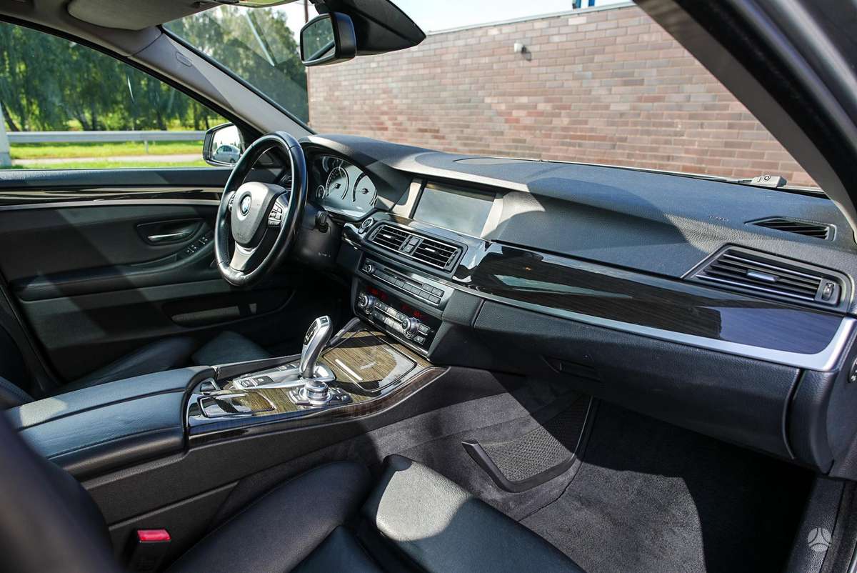 BMW 525, 2.0 l., Универсал