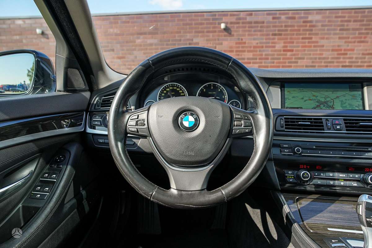 BMW 525, 2.0 l., Универсал