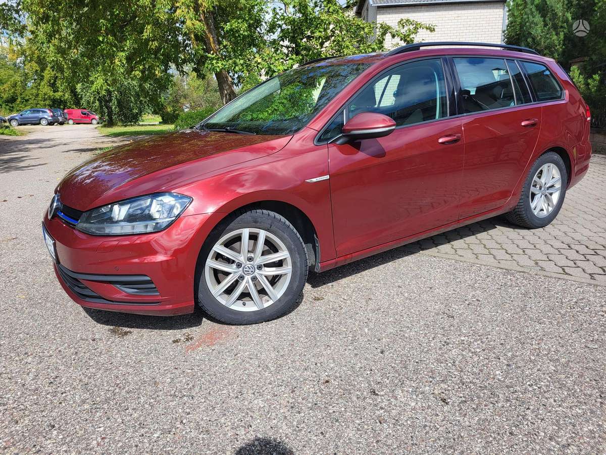Volkswagen Golf - 4