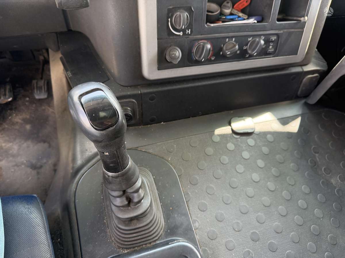 Iveco STRALIS 420, kietašoniai