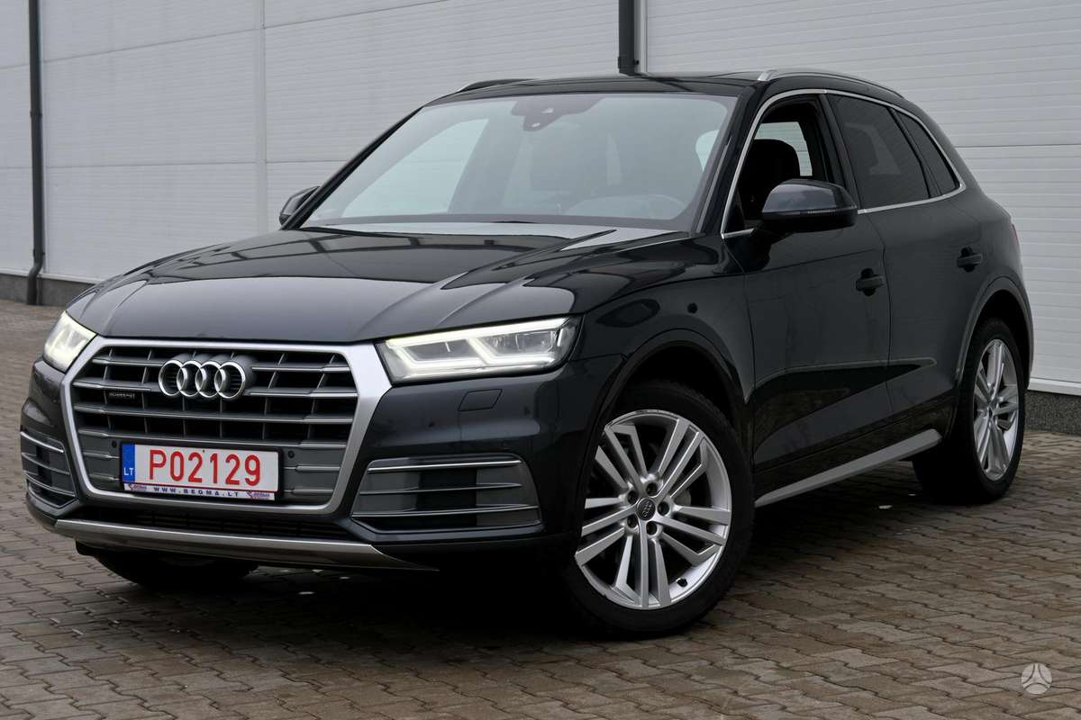 Audi Q5, 2.0 l., off-road / crossover