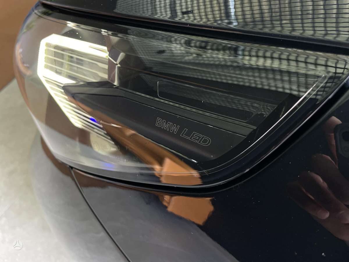 BMW 520, 2.0 l., Седан