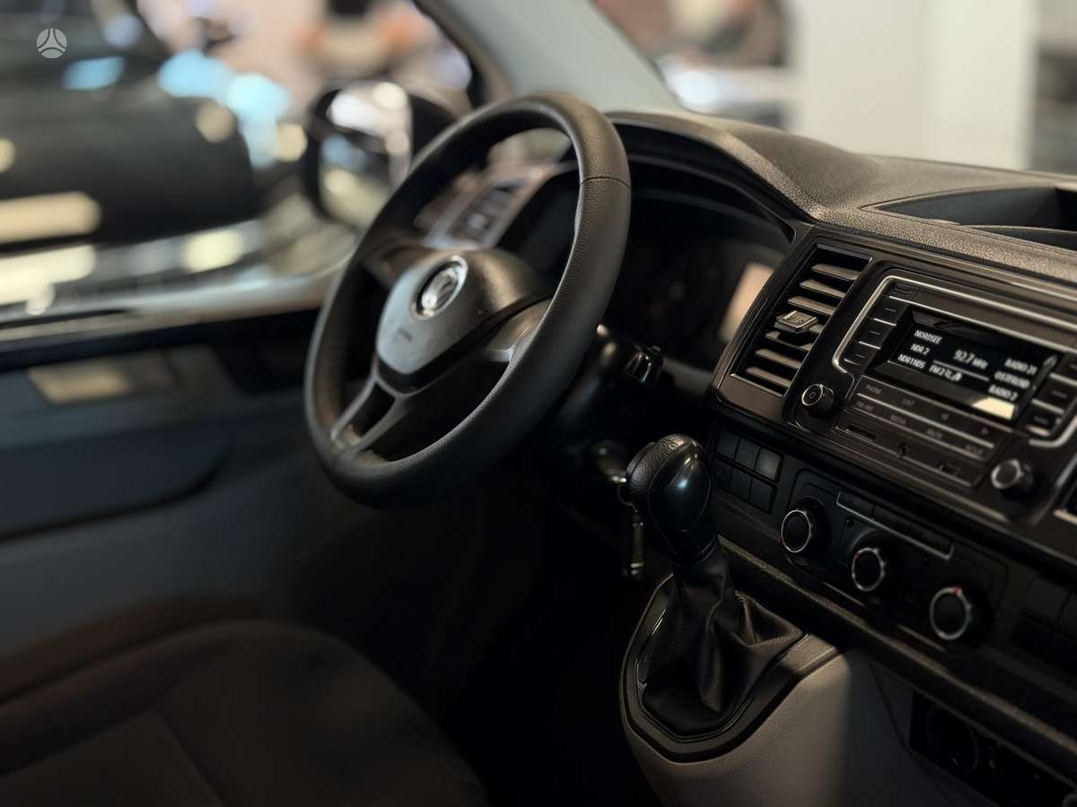 Volkswagen Transporter - 7