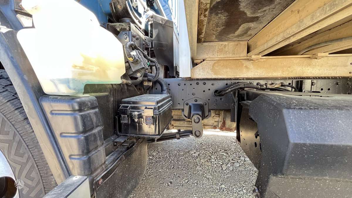 Mitsubishi Canter, dropside trucks