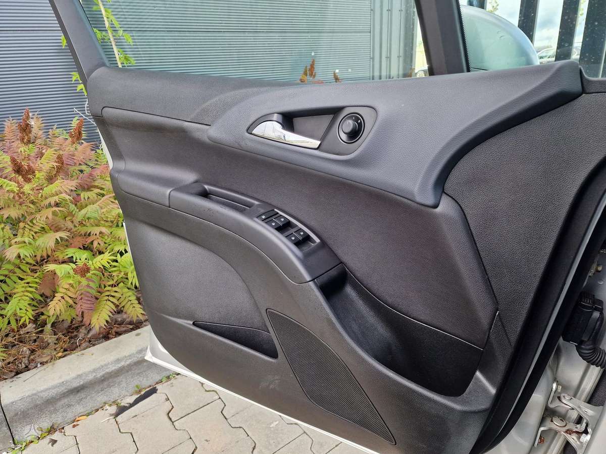 Opel Meriva, 1.7 l., hatchback