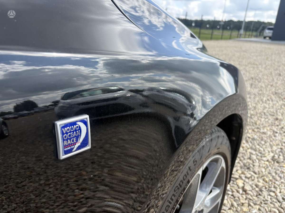 Volvo V40, 2.0 l., Хэтчбек