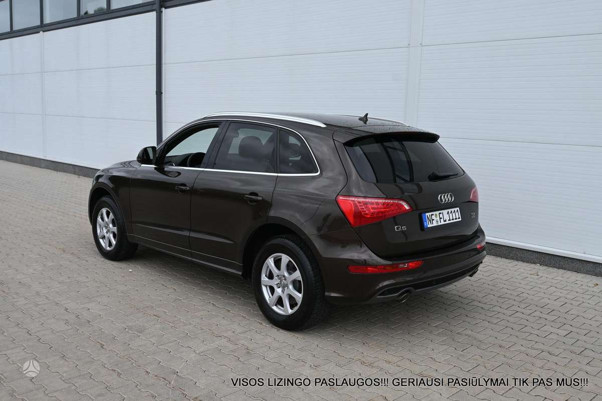 Audi Q5, 3.0 l., off-road / crossover