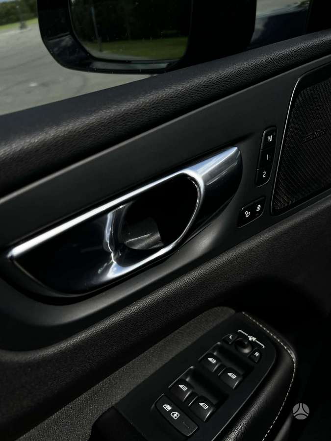 Volvo XC60 - 11