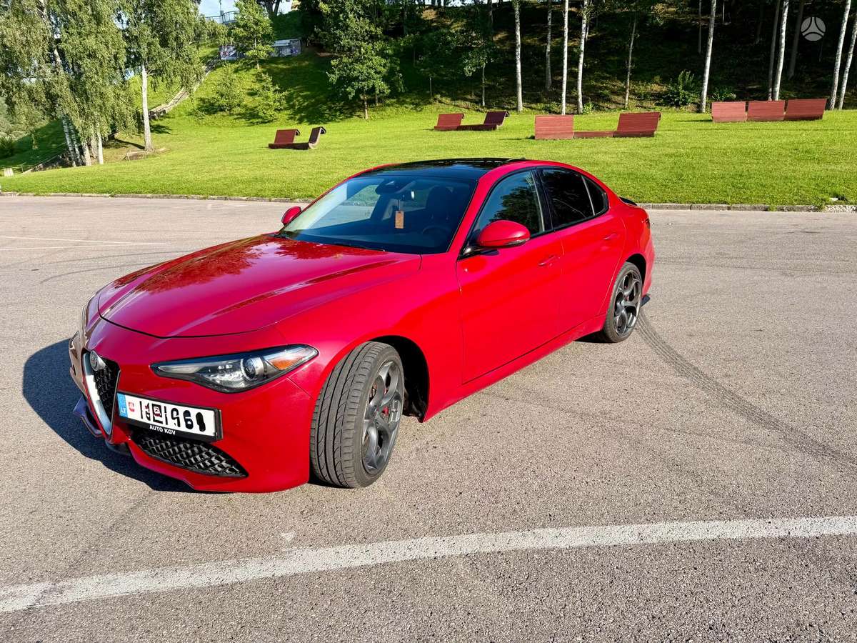 Alfa Romeo Giulia, 2.0 l., Седан
