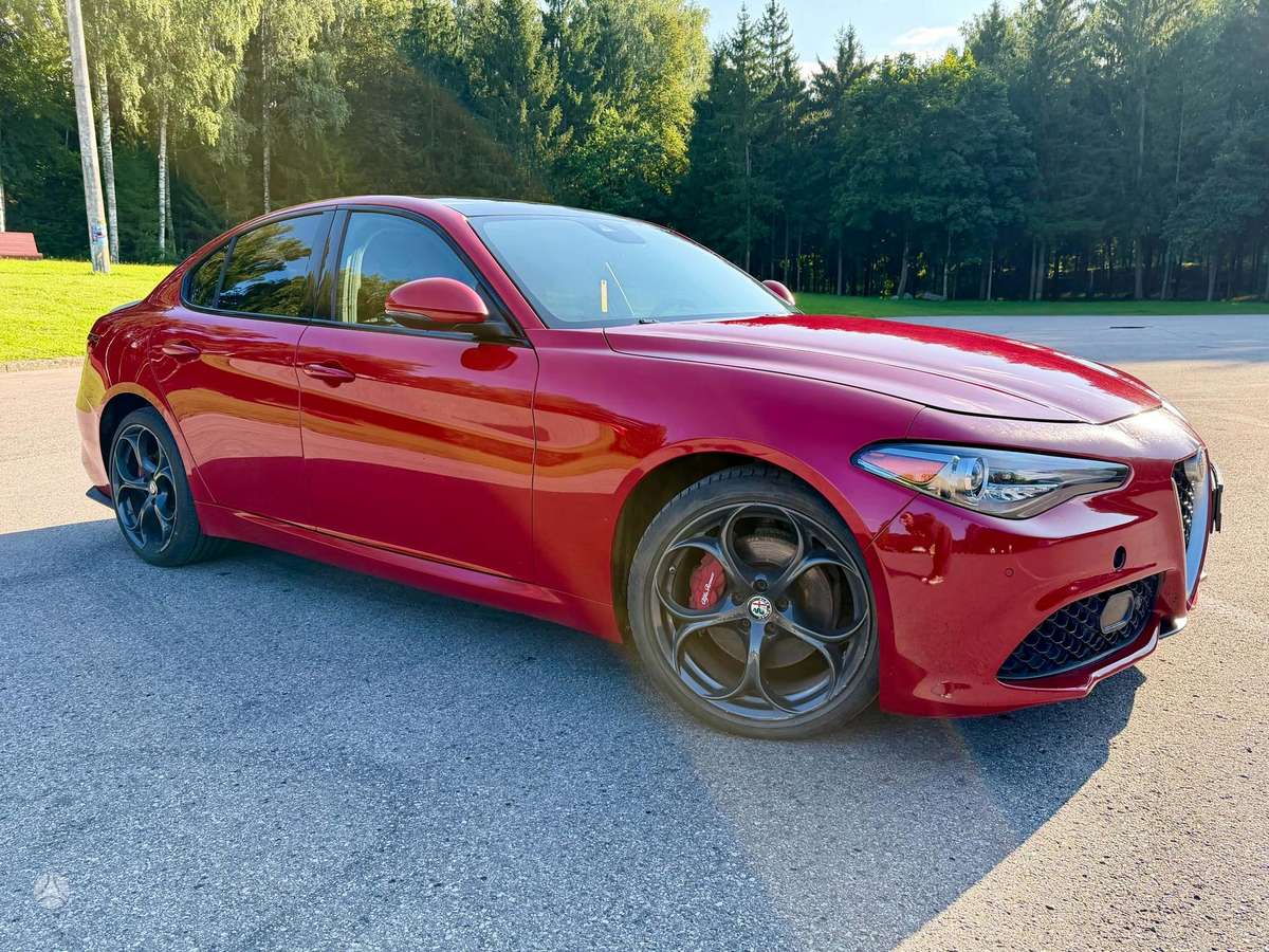 Alfa Romeo Giulia, 2.0 l., Седан