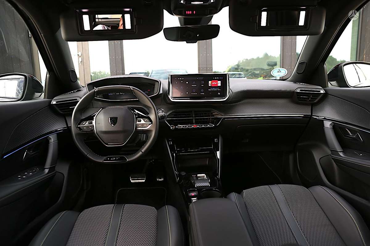 Peugeot 2008 - 7