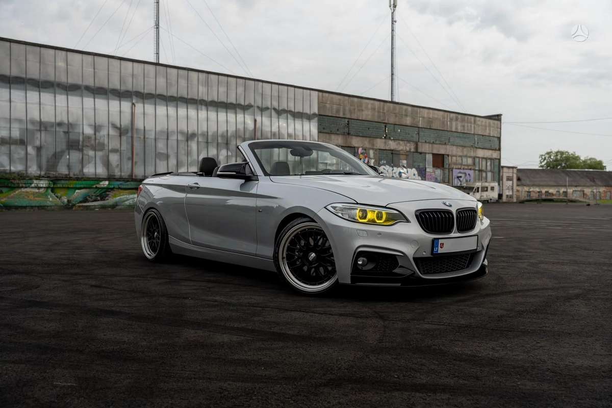 BMW 228, 2.0 l., Кабриолет