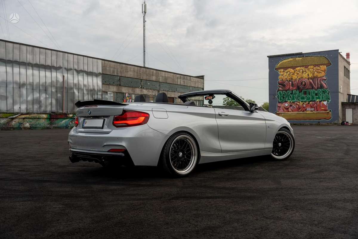BMW 228, 2.0 l., Кабриолет