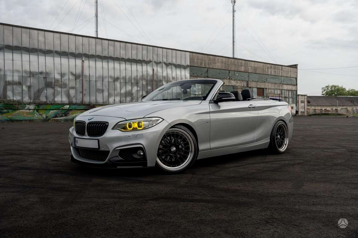 BMW 228, 2.0 l., Кабриолет