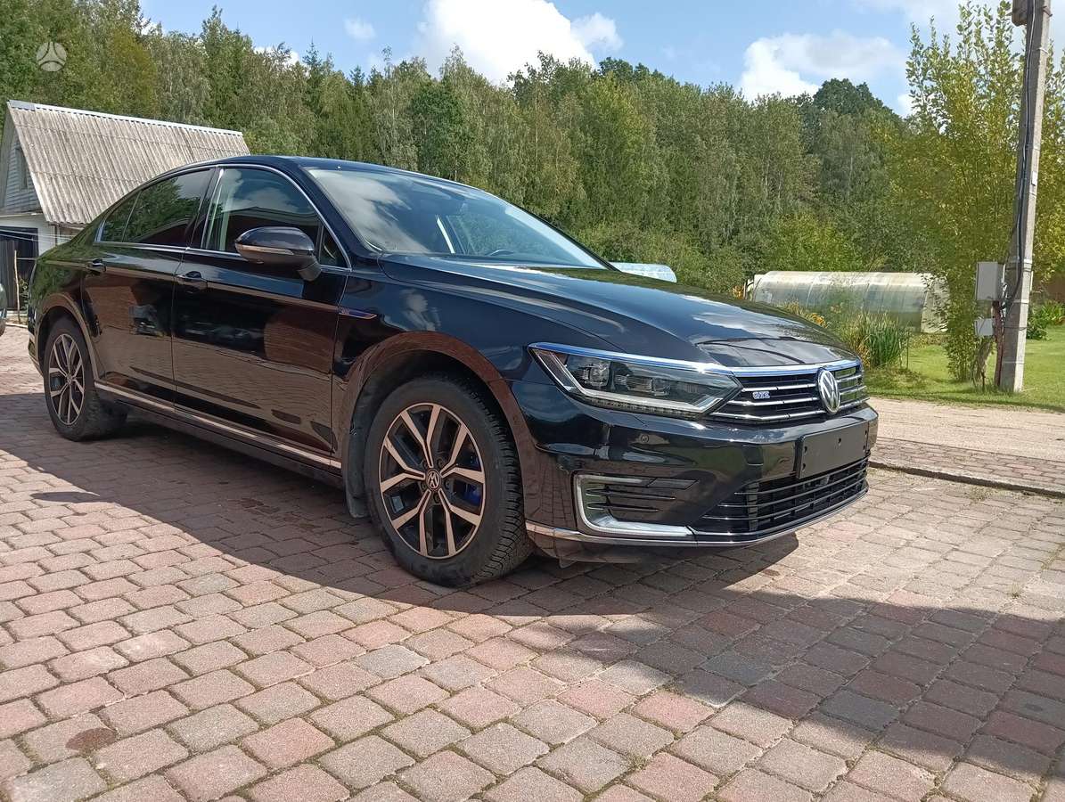 Volkswagen Passat - 3