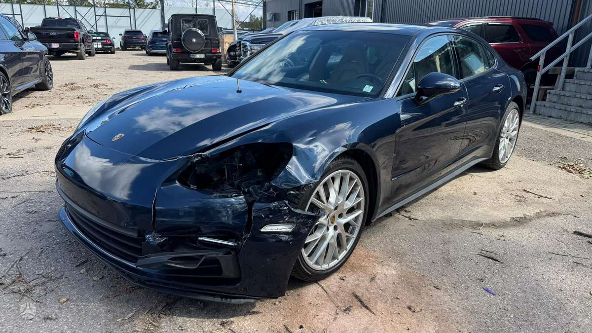 Porsche Panamera, 2.9 l., hatchback