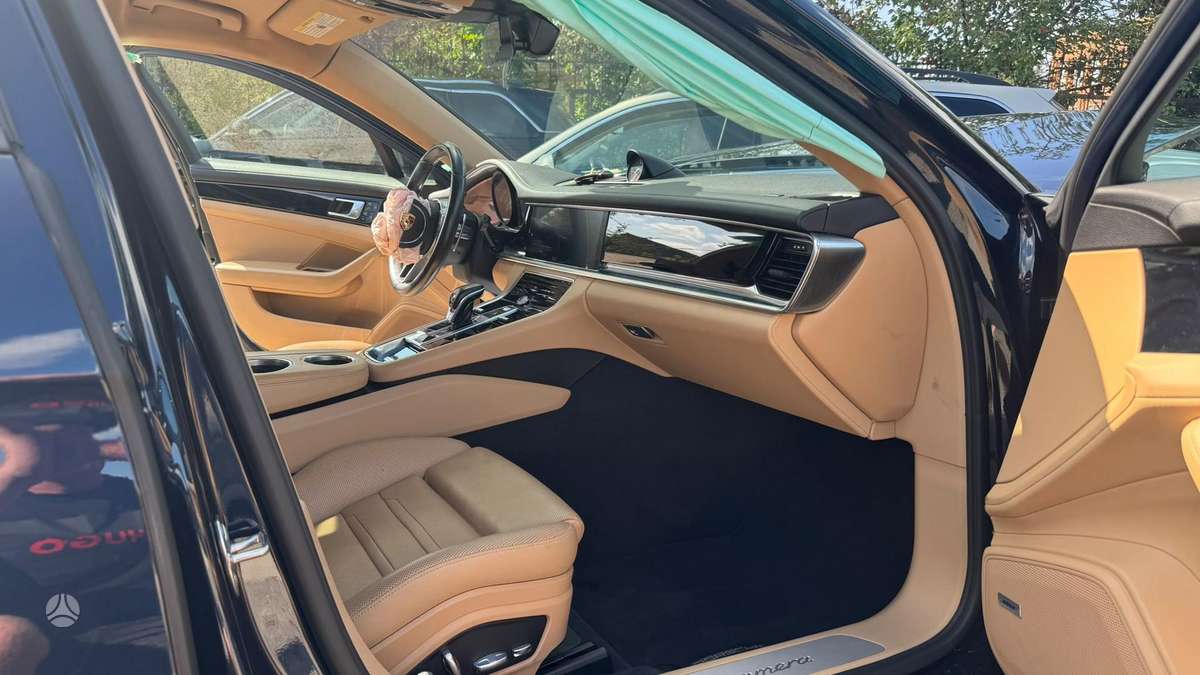 Porsche Panamera, 2.9 l., hatchback