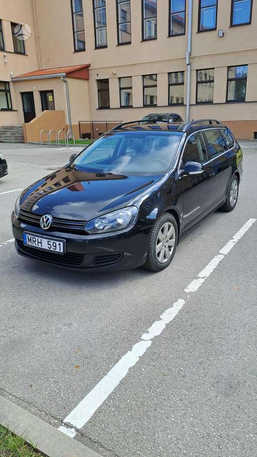 Volkswagen Golf - 3