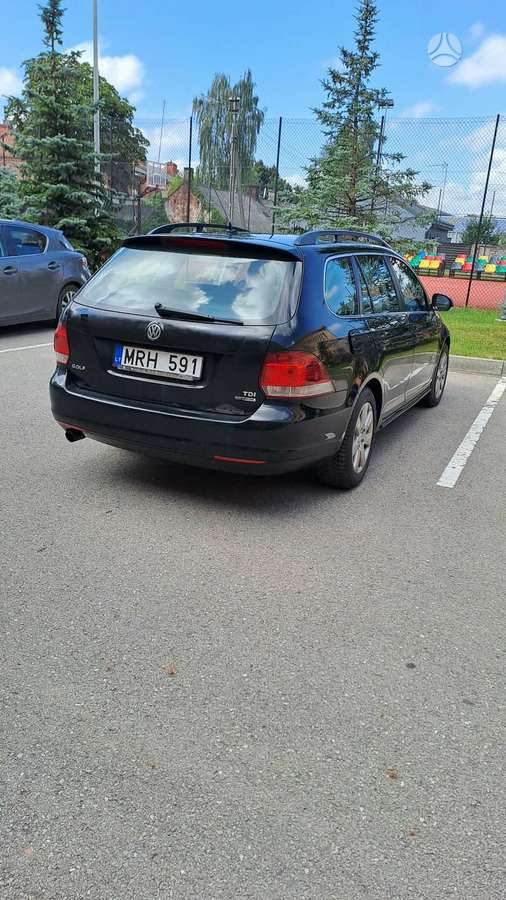 Volkswagen Golf - 5
