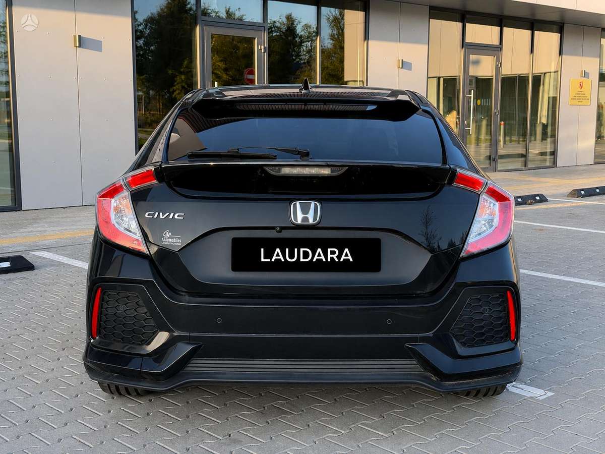 Honda Civic, 1.0 l., hatchback