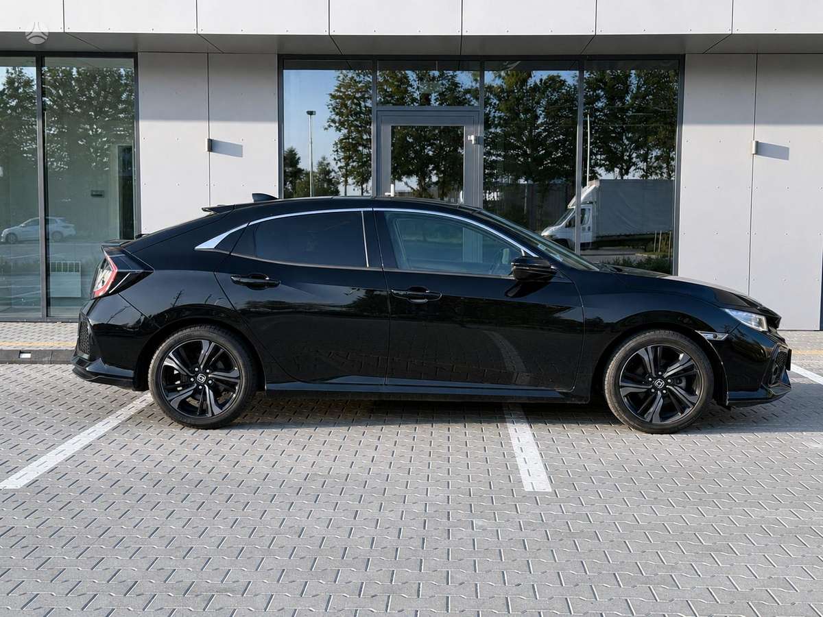 Honda Civic, 1.0 l., hatchback