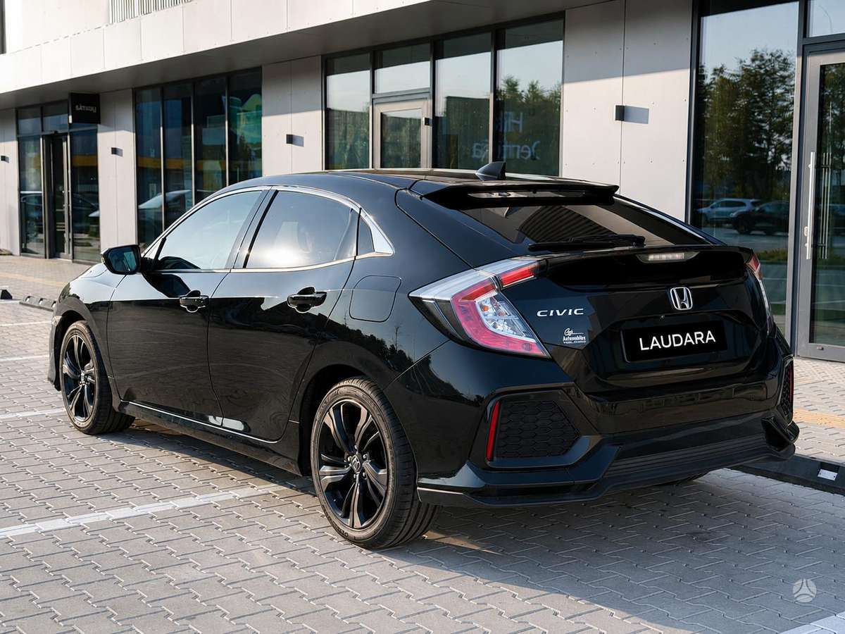 Honda Civic, 1.0 l., hatchback
