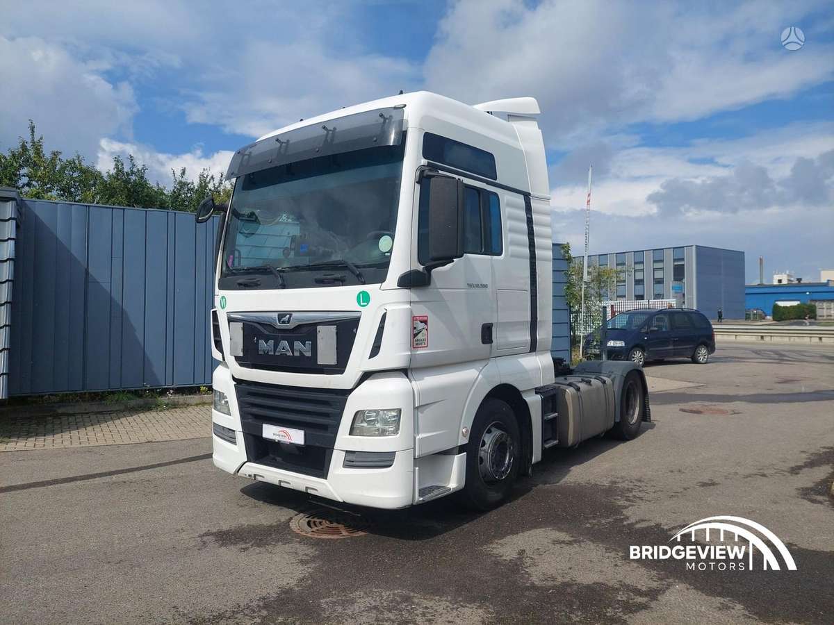 MAN TGX 18.500, double sleeper