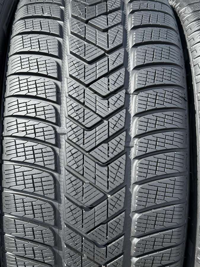 Pirelli Scorpion, universalios 255/50 R19