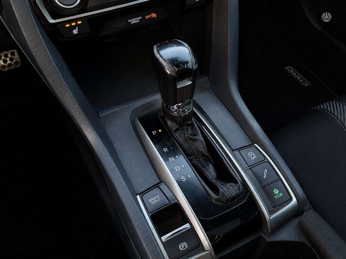 Honda Civic, 1.0 l., hatchback
