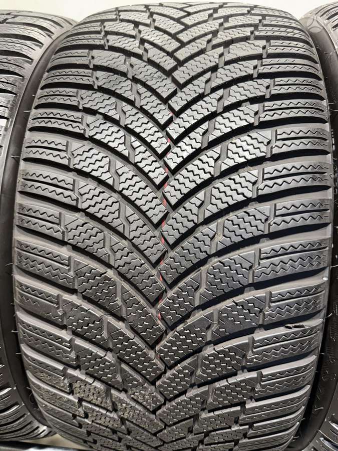 Firestone Winterhawk4/2023m, winter 255/35 R19
