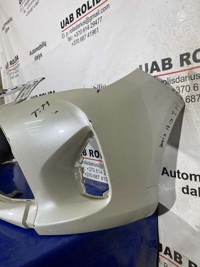 Toyota Yaris kėbulo dalys