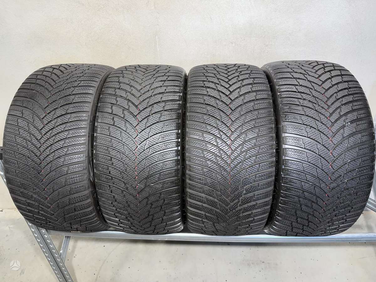 Firestone Winterhawk4/2023m, зимние 255/35 R19