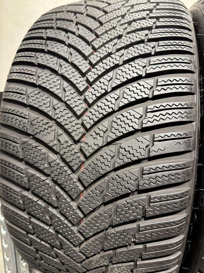 Firestone Winterhawk4/2023m, зимние 255/35 R19