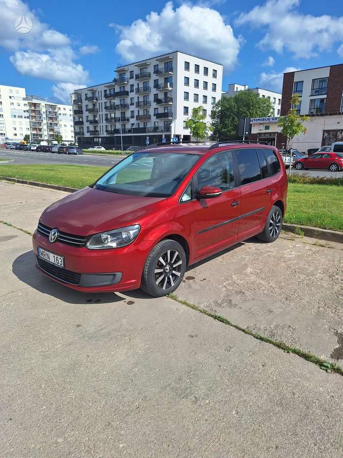 Volkswagen Touran - 9
