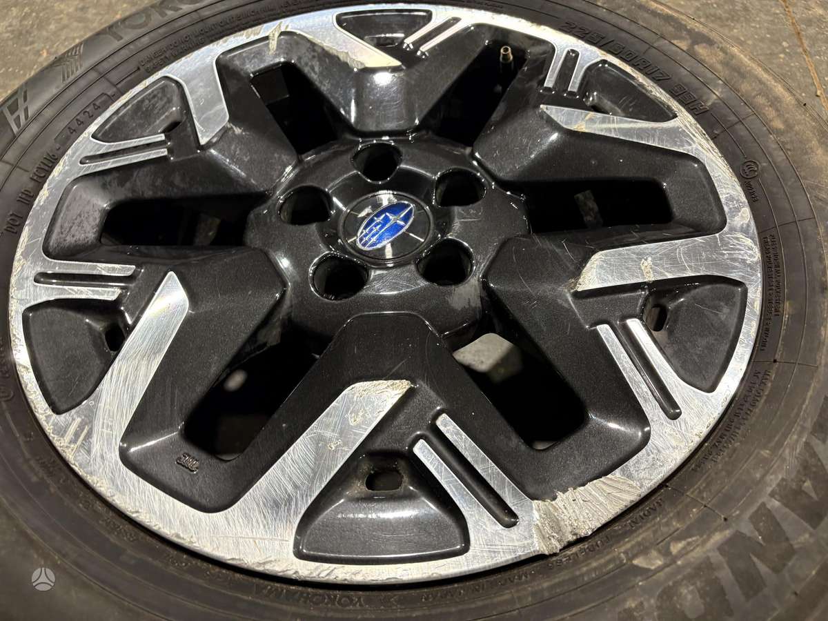 Subaru Forester, lengvojo lydinio, R17